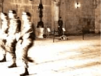 A metafísica do “contemporâneo” em arte&nbsp;(2011)